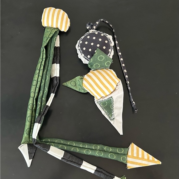 Trendy reversible cushion-bed for small dogs or cats, new - Picture 4 of 4